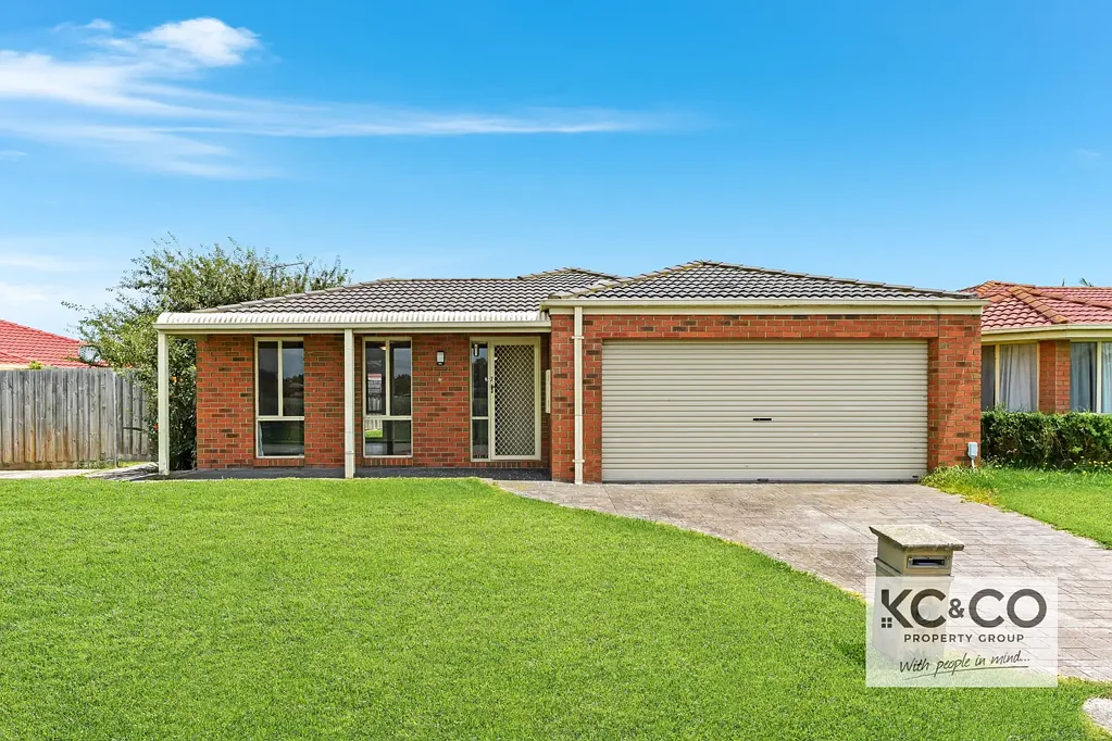 2 Viewside Way, Hampton Park, VIC 3976