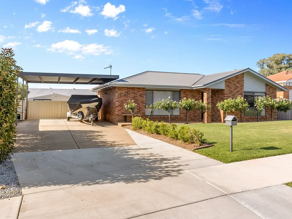 9 Avocet Drive, Estella, NSW 2650