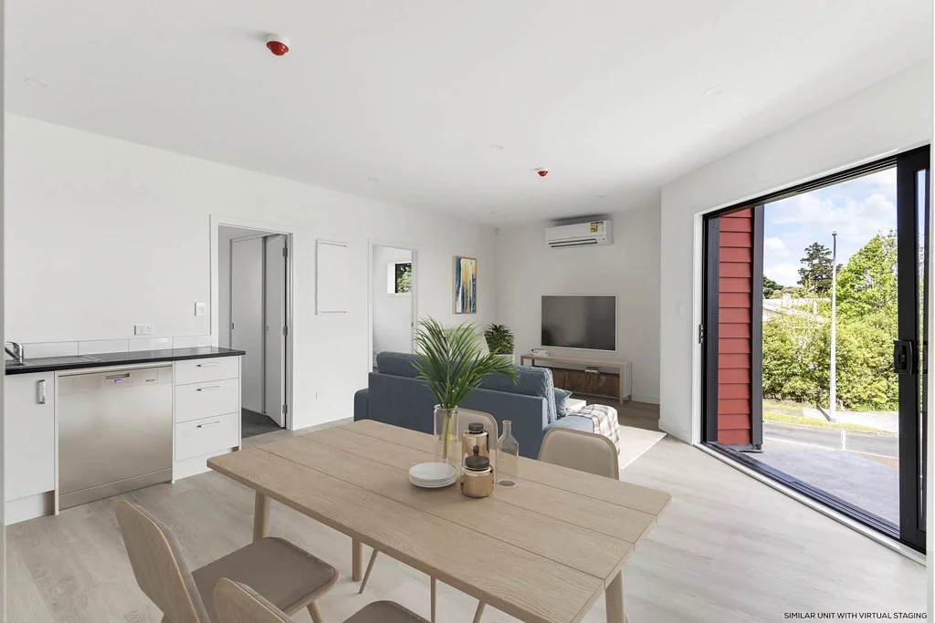 Manurewa 2ห้องนอน Exceptional Value at The Lupton