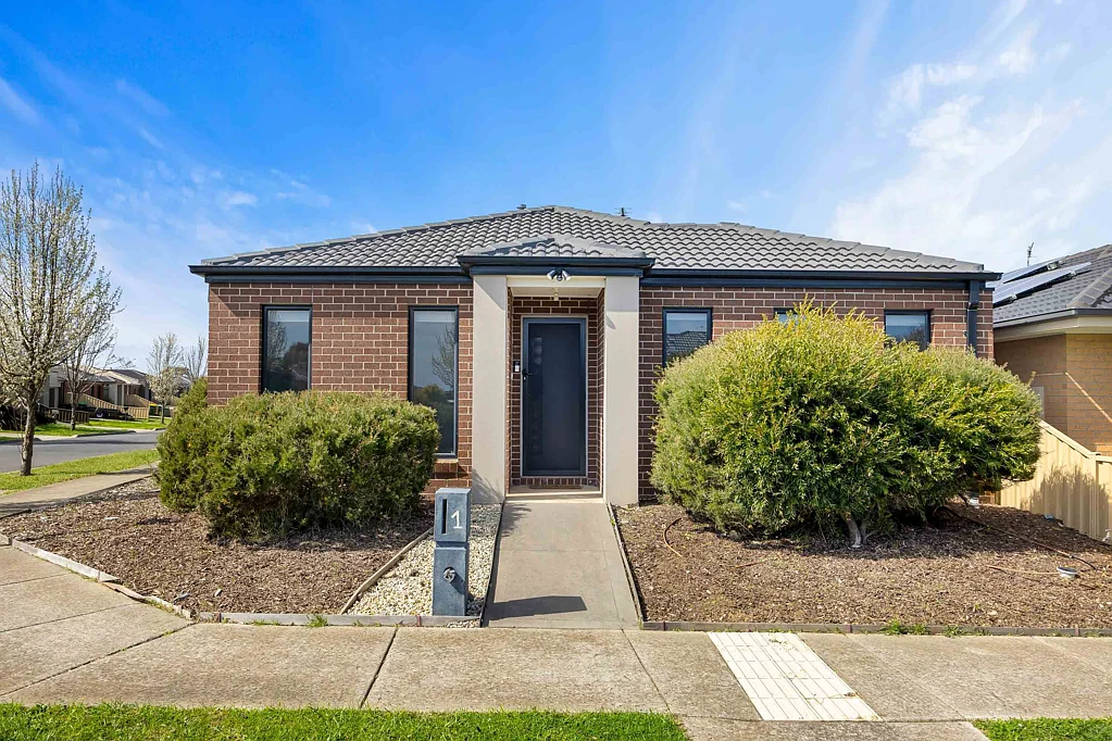 1 Whidburn Place, Sebastopol, VIC 3356