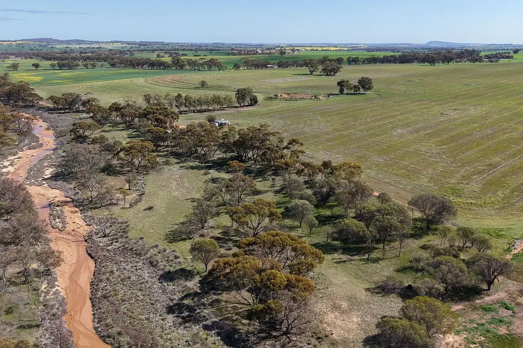 Beverley Your Country Escape Awaits    41.65ha