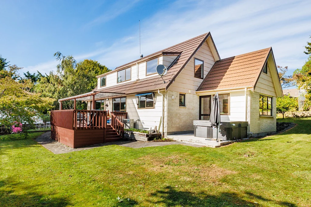 Feilding 4部屋 Owners ready to sell now!