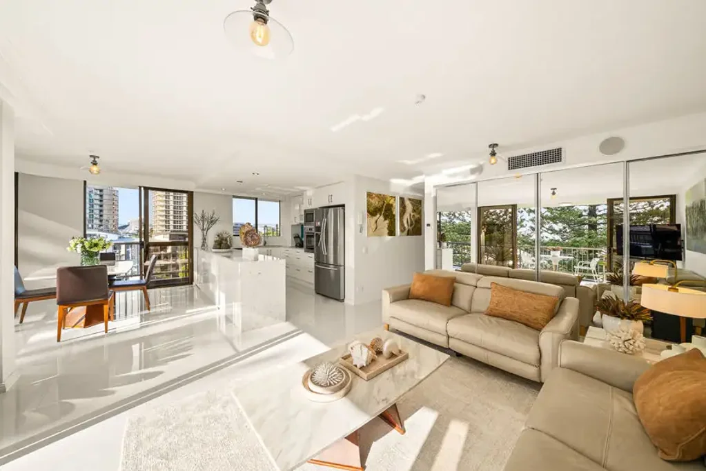 16/22 Armrick Avenue, Broadbeach, QLD 4218