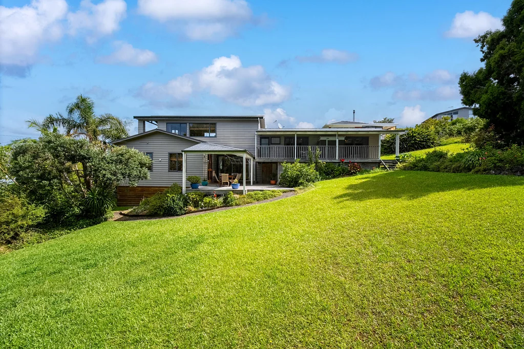 Browns Bay 3Moenga Auction Bound - Owner Has Bought Elsewhere