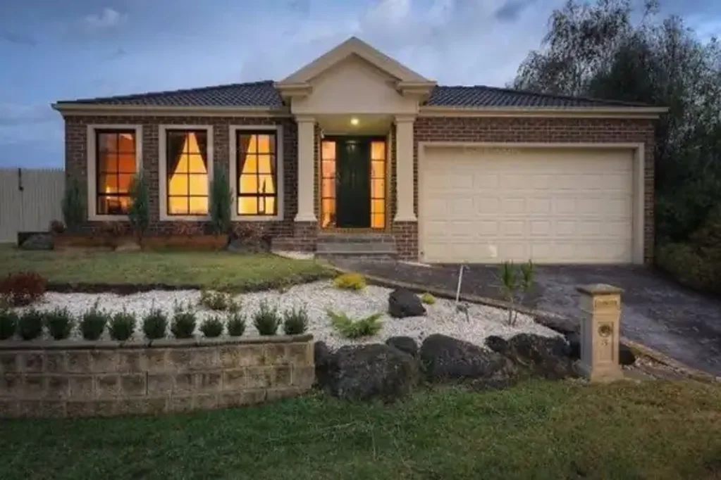 Spacious Family Home with Pool, Outdoor Entertaining & Multiple Living Zones!