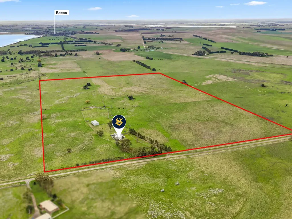 Ondit  PRODUCTIVE SMALL FARM WITH COMFORTABLE COUNTRY LIVING