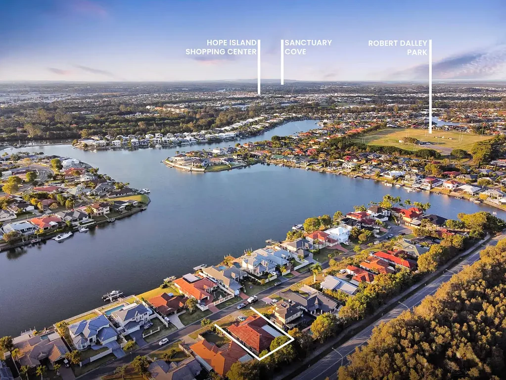 41 Lakeshore Drive, Helensvale, QLD 4212