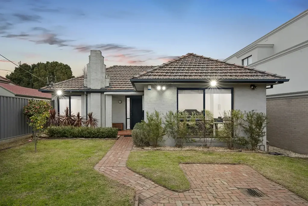 Updated Home in the McKinnon Secondary College Zone
