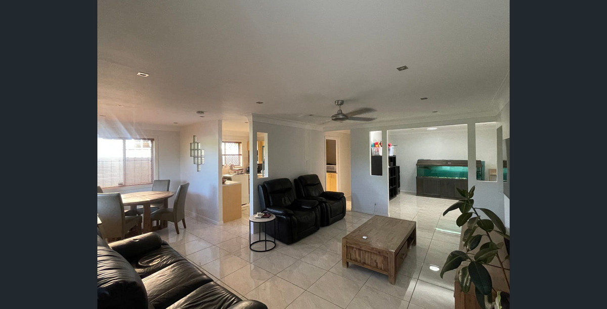 15 ROBINA ST, MARGATE QLD 4019, 0房, 0浴, House