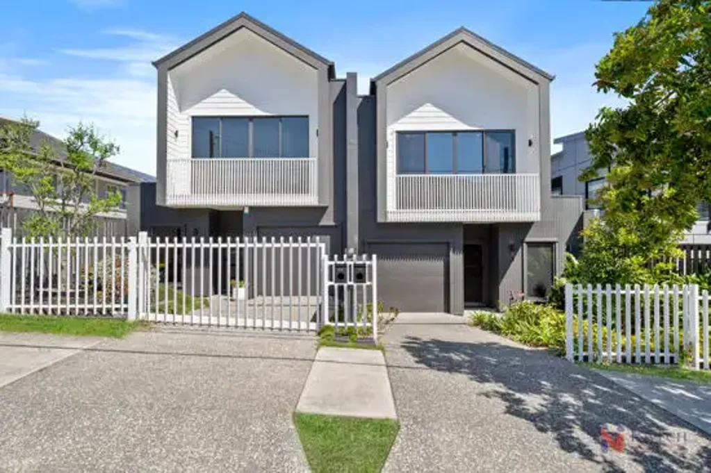 Mount Gravatt East 3 Bedroom Near-New Property - A Home to Create Life-Long Memories!