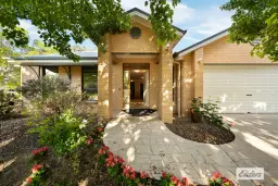 20 Robbins Drive, East Albury