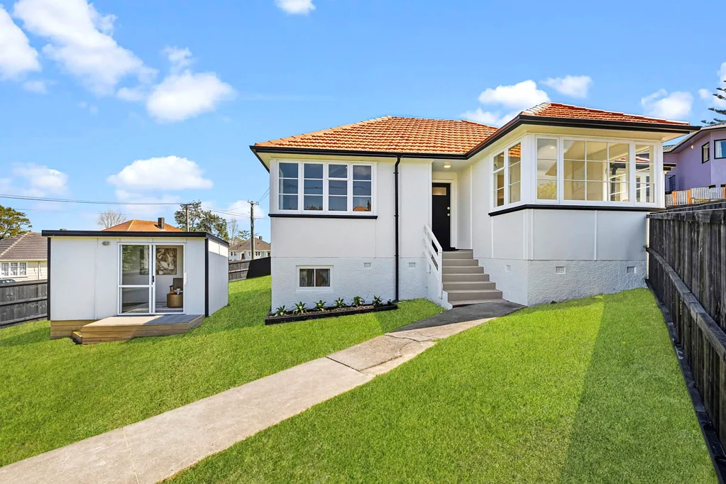2 Thomson Street, Mt Roskill, Auckland City, Auckland