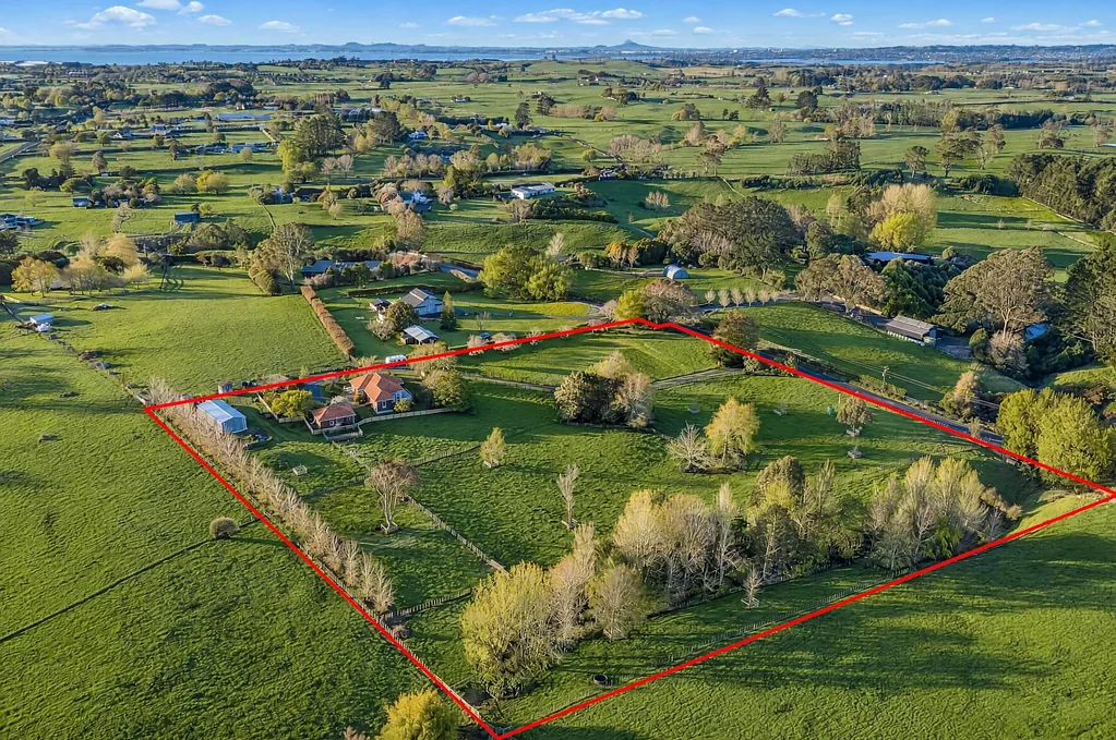 Karaka 3房  RURAL CHARM - PEACEFUL & PRIVATE ON 2.7 HA