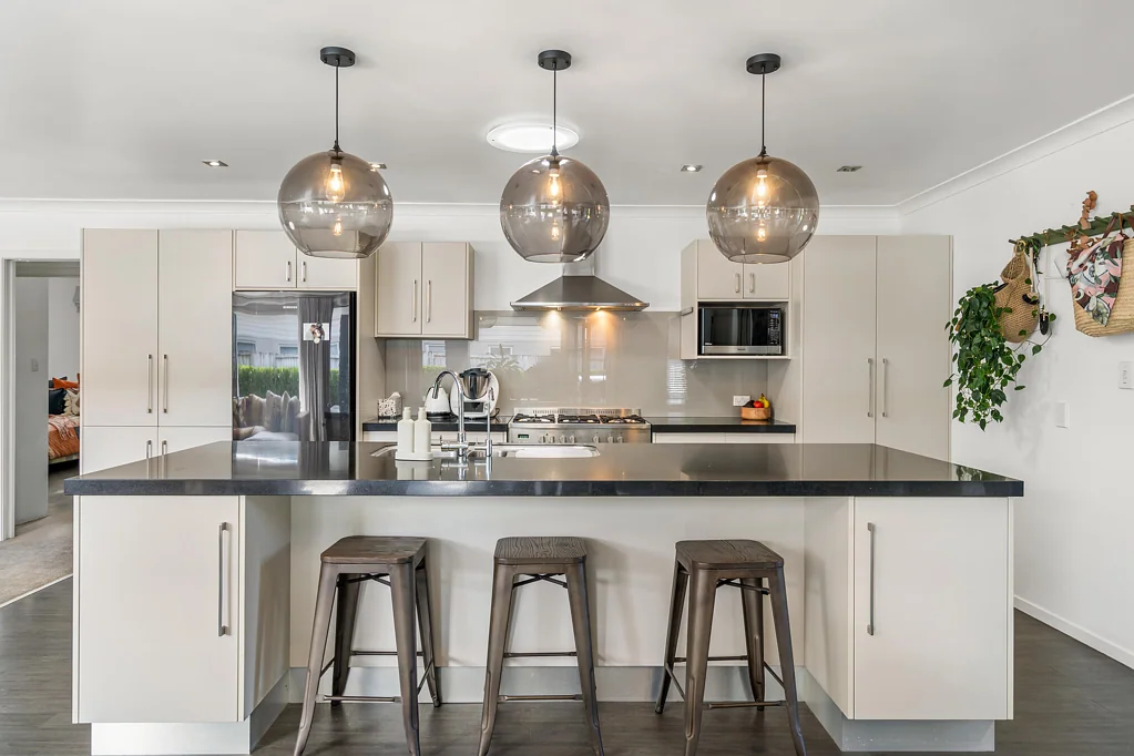Cambridge 4房  Indoor-Outdoor Flow, Super Bespoke Interior!