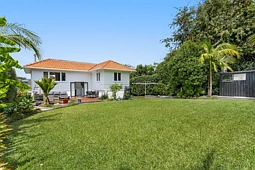 88 Rosario Crescent, Red Beach