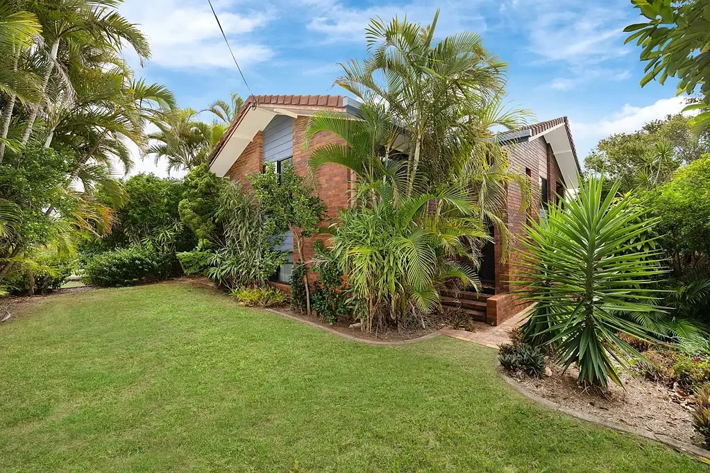 SPACIOUS FAMILY HOME