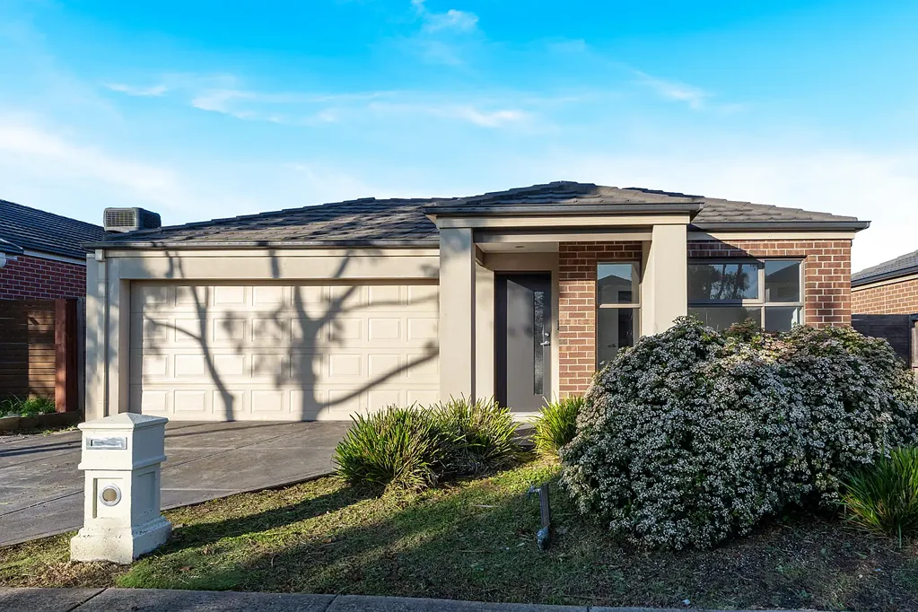 Greenvale 4 Slaapkamer A Parkside Setting for Everyday Living