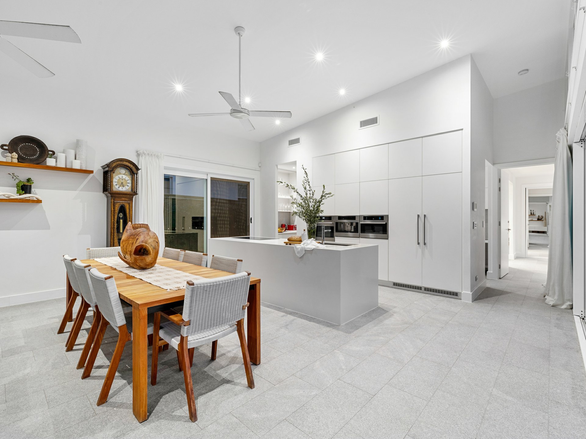 2 AVOCA ST, KINGSCLIFF NSW 2487, 0 침실, 0 욕실, House