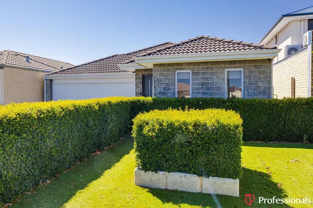 221 Landsdale Road, Landsdale, WA 6065