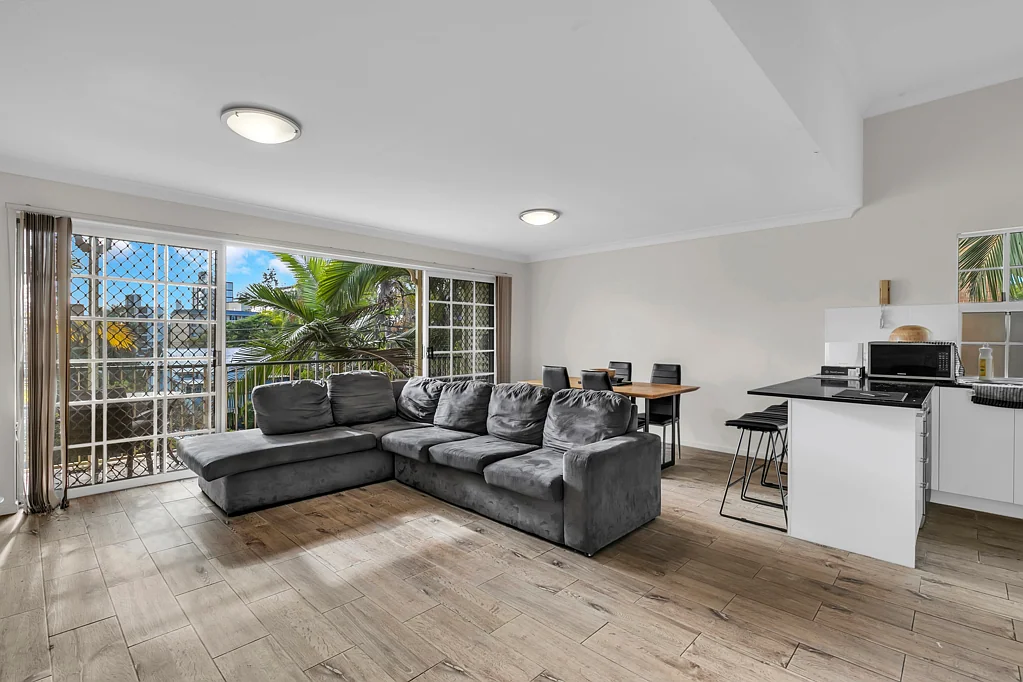 3/11 Sir Fred Schonell Drive, St Lucia, QLD 4067