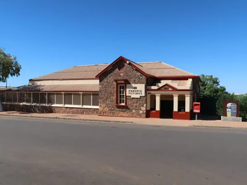 Roebourne 3房  For Sale