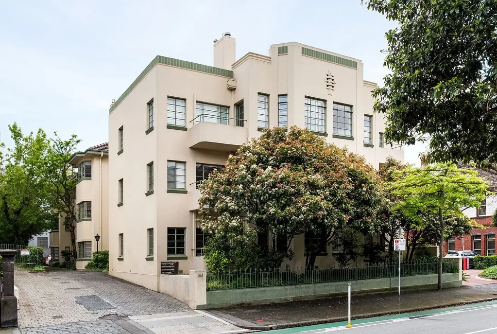 9/246 Albert Street, East Melbourne, VIC 3002