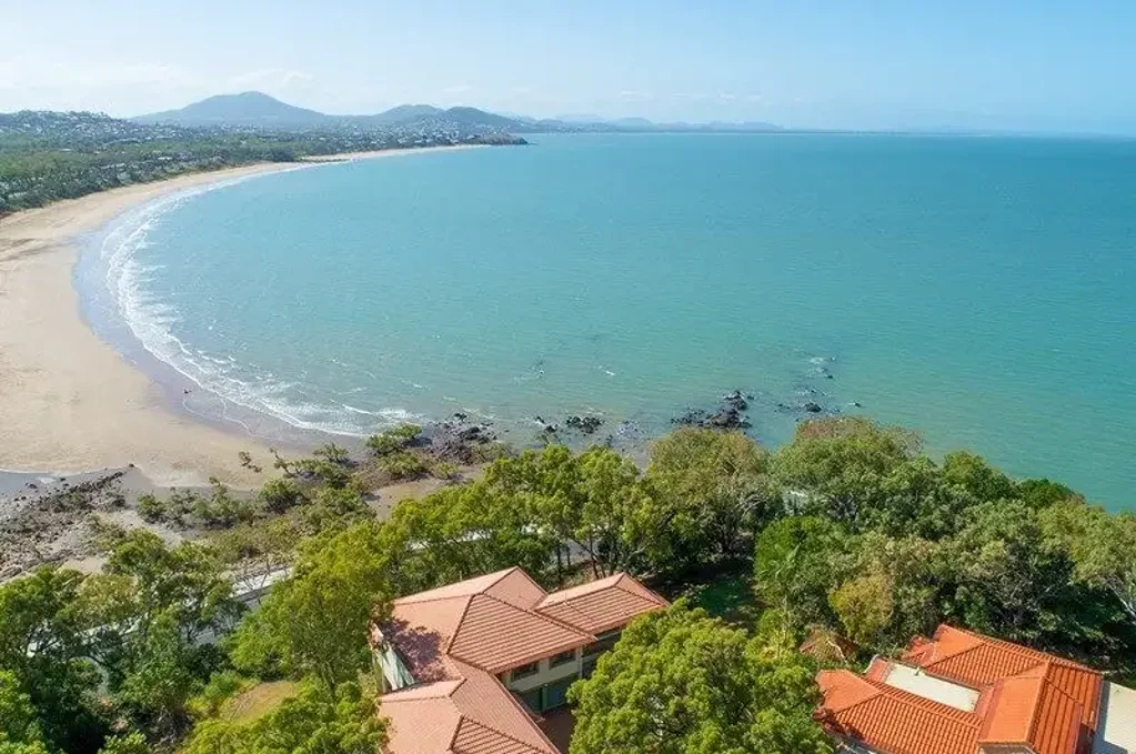 Peaceful Coastal Living with Breathtaking Ocean Views
