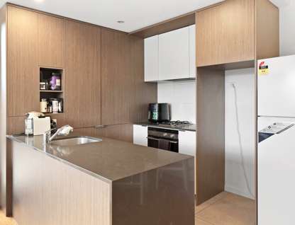 205/191 Barkers Road, Kew, VIC 3101, 2 Bedrooms, 2 Bathrooms, Apartment