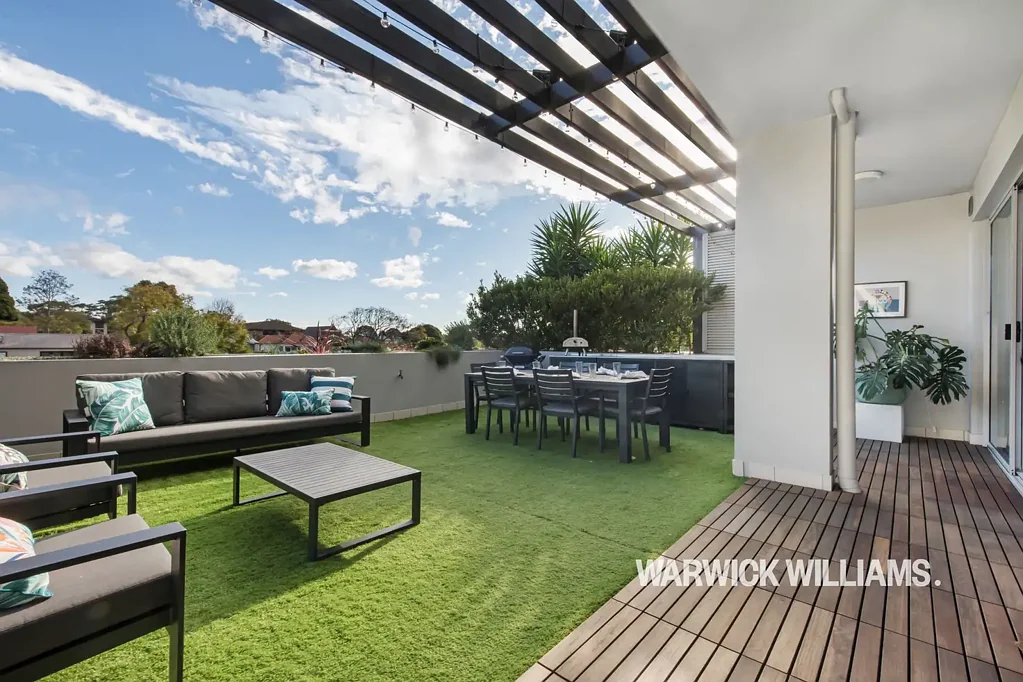 DESIGNER INTERIORS, INDOOR/OUTDOOR SPACE, LIFESTYLE PERFECTION