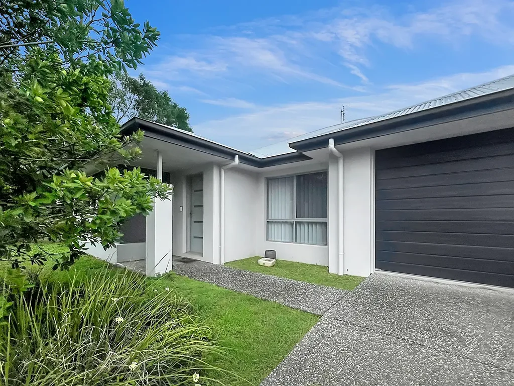 4 Josephine Street, Boyne Island, QLD 4680