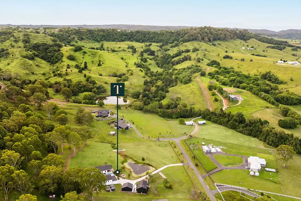 Highworth 7कमरा Zafer Estate - A Landmark Hinterland with Endless Lifestyle Possibilities