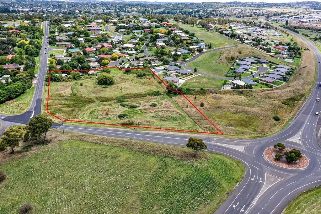 Orange 3 Bedroom An Opportunity Awaits