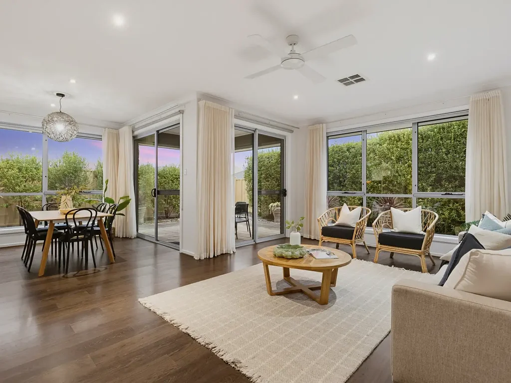 Seaford Meadows 4બેડરૂમ Living in luxury