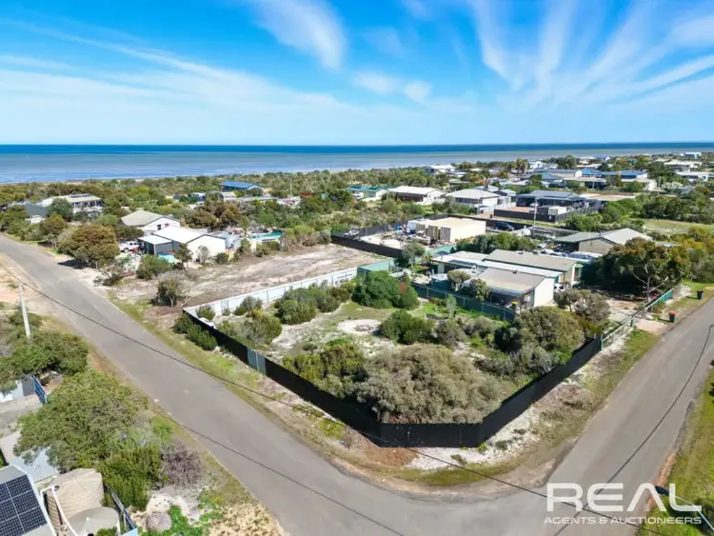 28 Sandpiper Drive, Thompson Beach, SA 5501