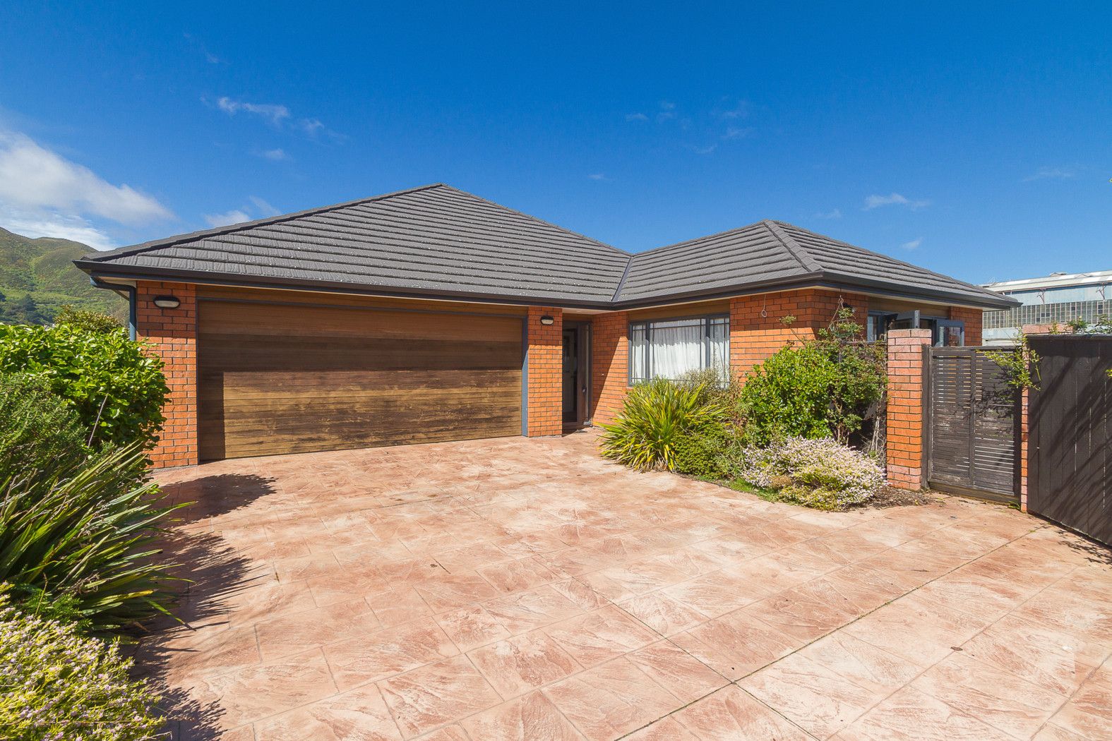 32 Moana Grove, Waiwhetu, Lower Hutt, 4部屋, 2バスルーム