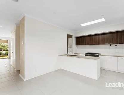 49 Showman Drive, Diggers Rest, VIC 3427, 4部屋, 3バスルーム, House