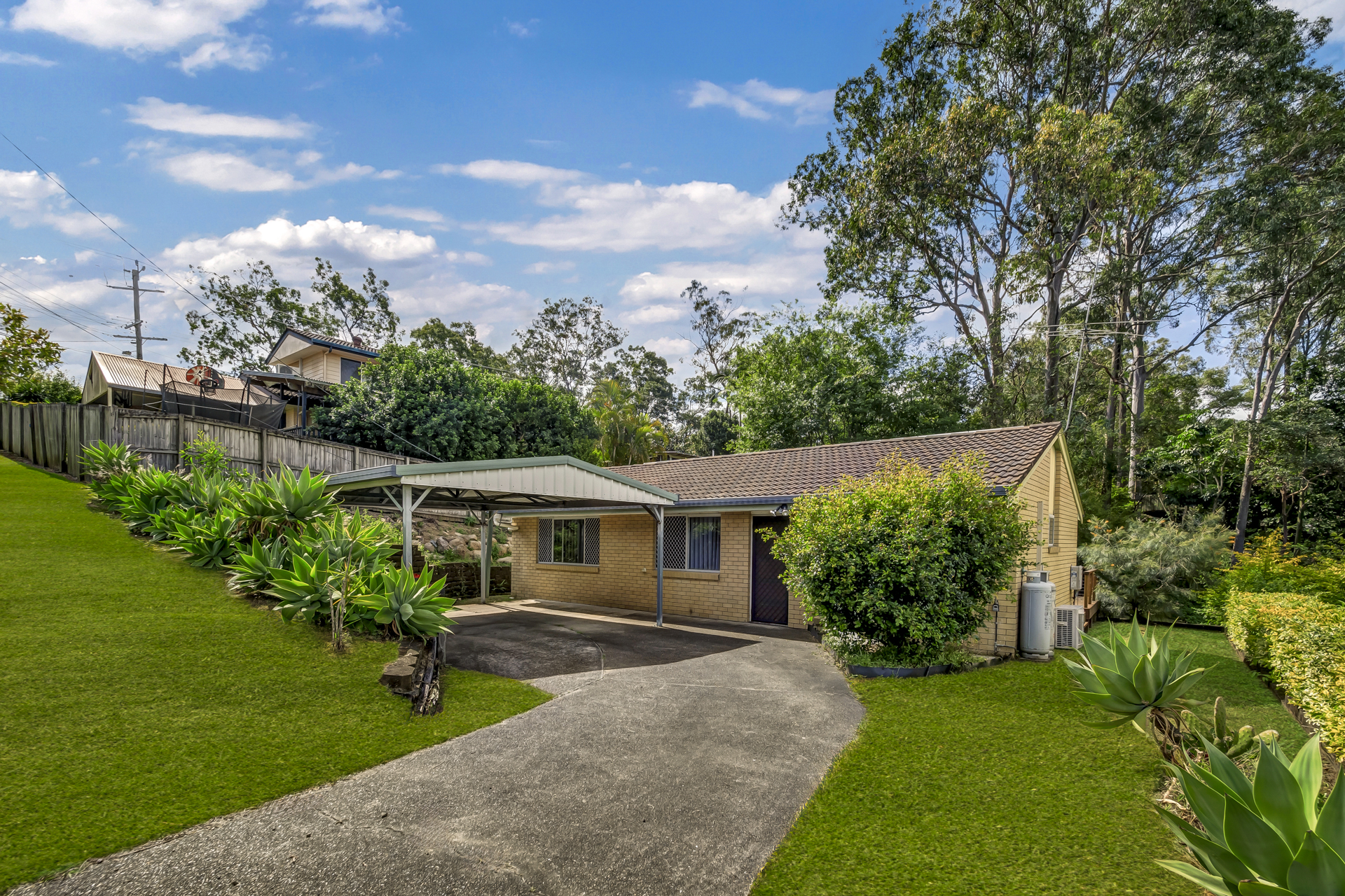 21 ROBYN ST, CHAPEL HILL QLD 4069, 0 Bedrooms, 0 Bathrooms, House