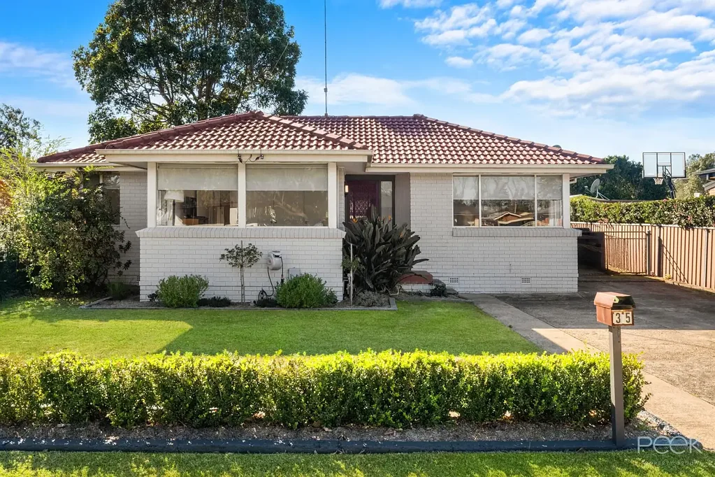 35 Cornwell Avenue, Hobartville, NSW 2753