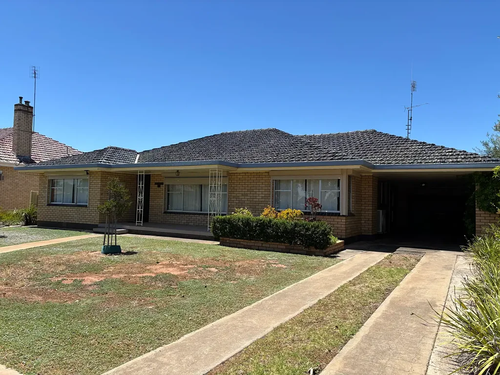 UNDER APPLICATION - GREAT FAMILY HOME PLUS SHEDDING