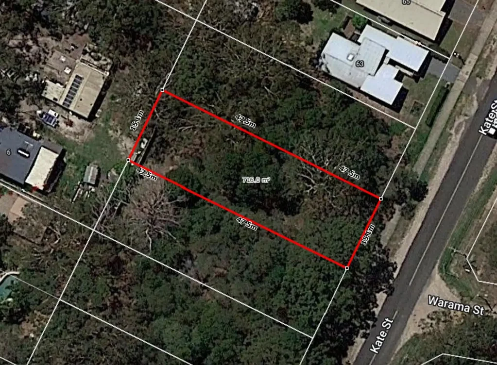 Macleay Island Large block close to the beaches & clubs