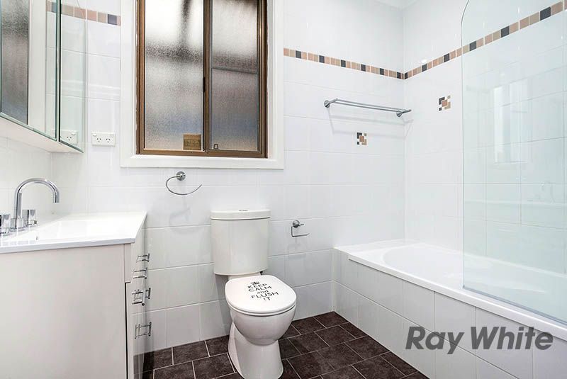 2 CLAREMONT AV, LAKE HEIGHTS NSW 2502, 0 chambres, 0 salles de bain, House