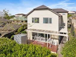 12 Cairnsvale Rise, Manurewa