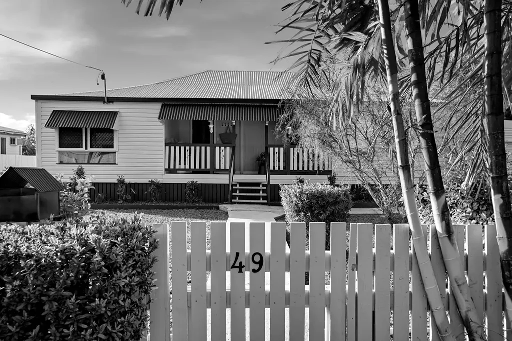 Hyde Park 3房  Where Timeless Character Meets Modern Family Living