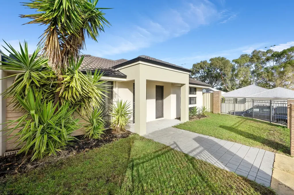 Modern Coastal Living in Singleton – Low-Maintenance 4x2 with Park at Your Doorstep
