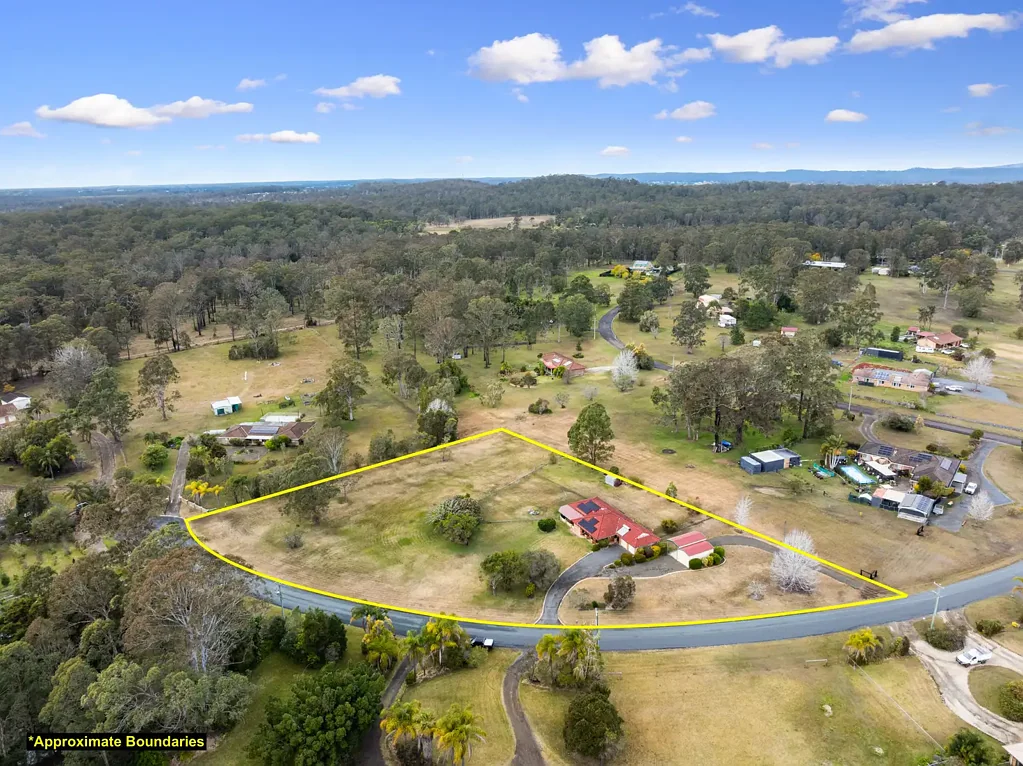 11 Stacey Drive, Taree, NSW 2430
