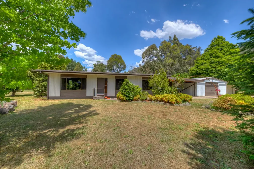 9 Acacia Court, Freeburgh, VIC 3741