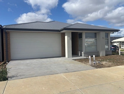 19 Whitewing Street, Armstrong Creek, Geelong, 3 Schlafzimmer, 2 Badezimmer, House