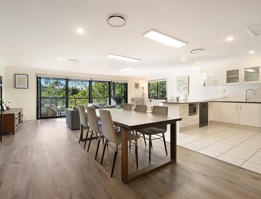 17/2 Ridgeline Way, Highland Park, QLD 4211, 4房, 3浴, Townhouse