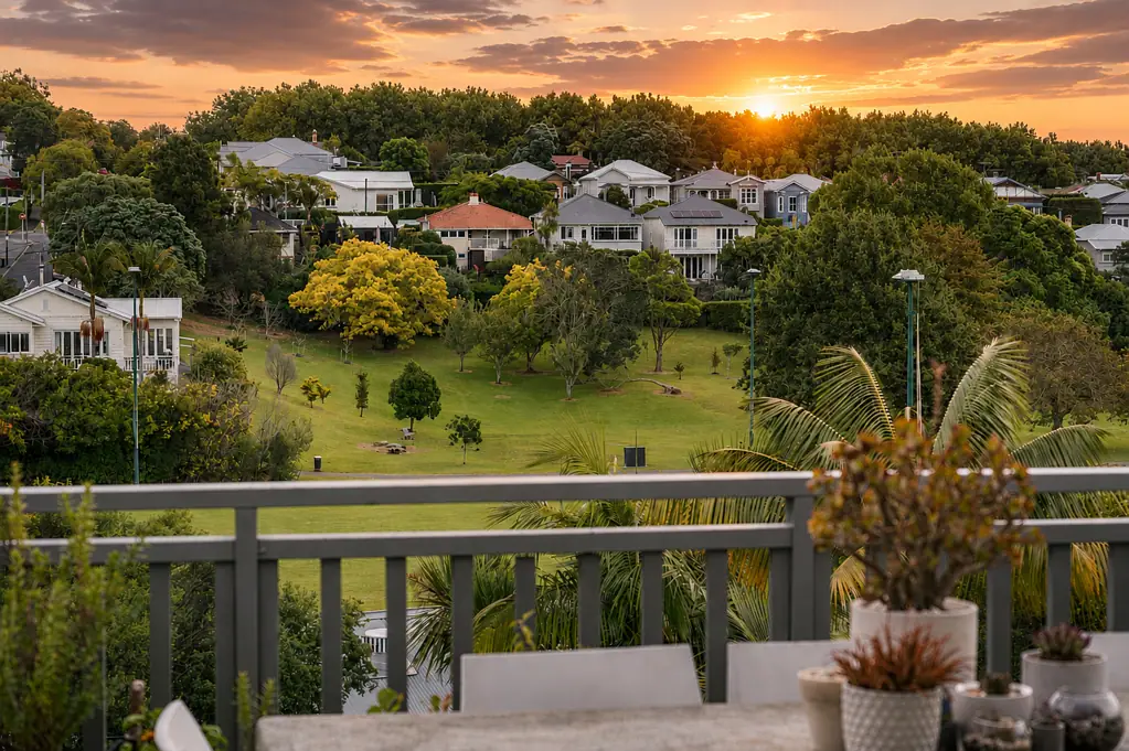 Grey Lynn 4chambre Same Incredible View, Fresh Opportunity