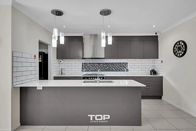 Kitchen - 10 Cardex Road, Clyde North, VIC 3978